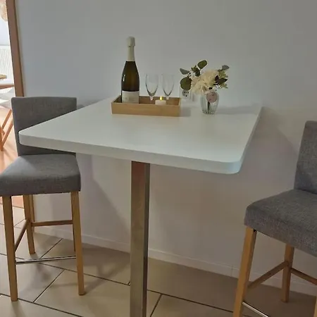 Au In 아파트 비트버그