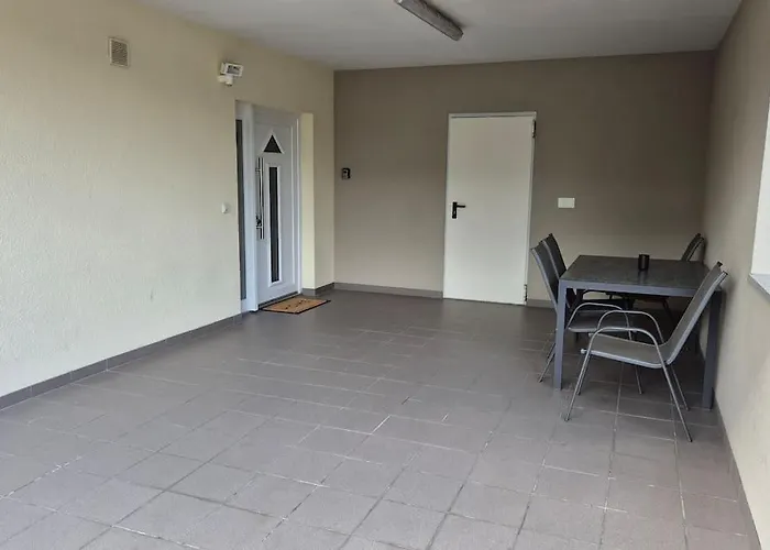 Au In Апартаменты Битбург